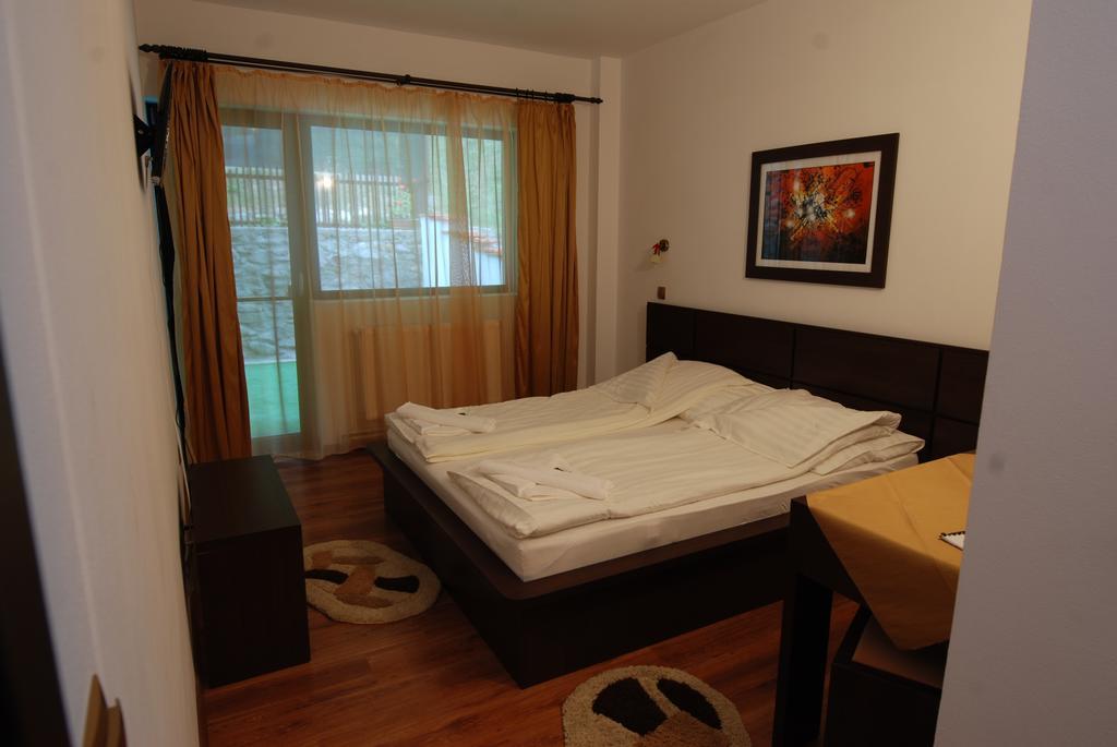 Pension Casa Natura Бэиле-Еркулане Экстерьер фото